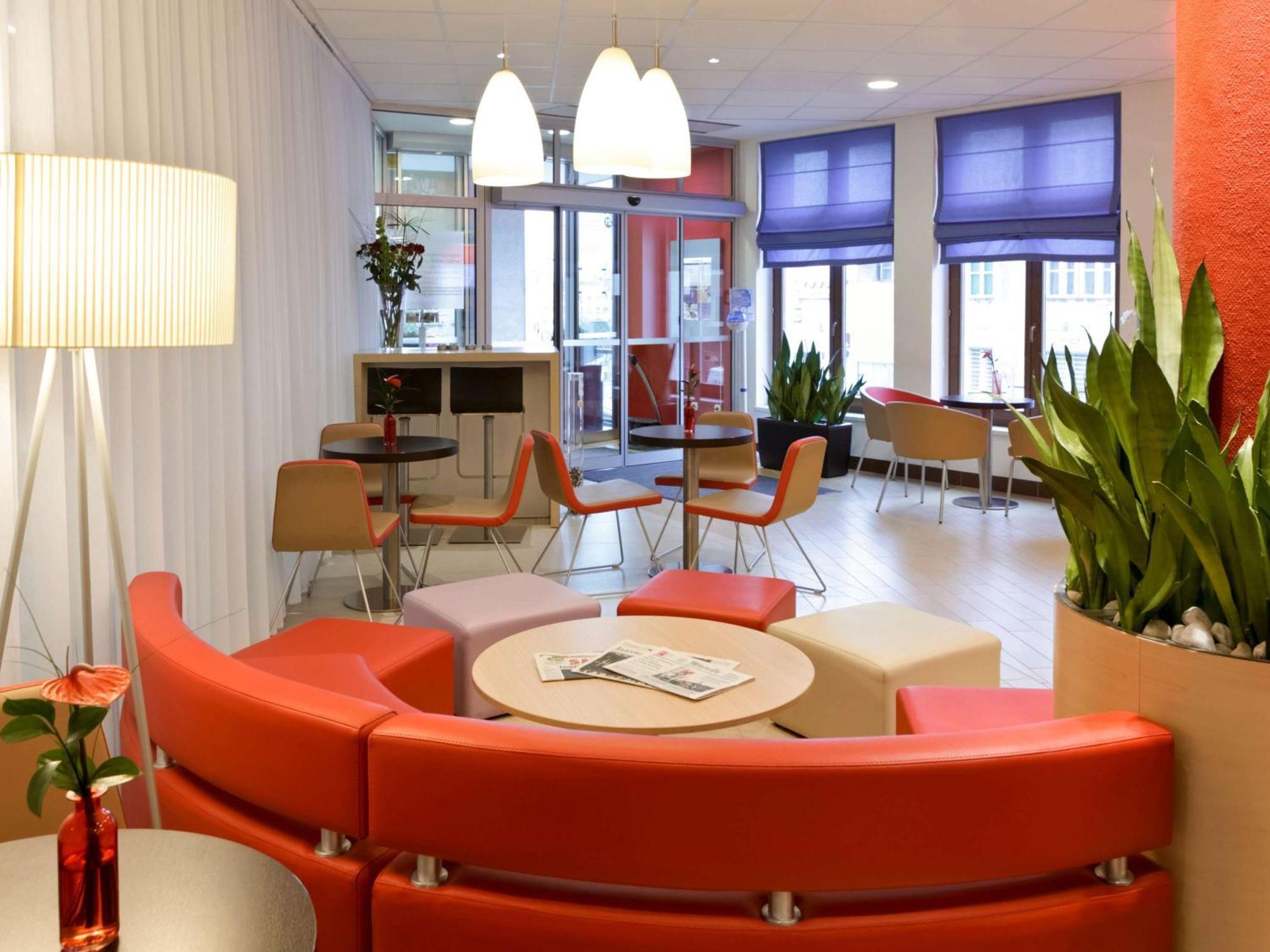 Ibis Bratislava Centrum Exterior foto