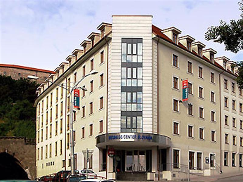Ibis Bratislava Centrum Exterior foto
